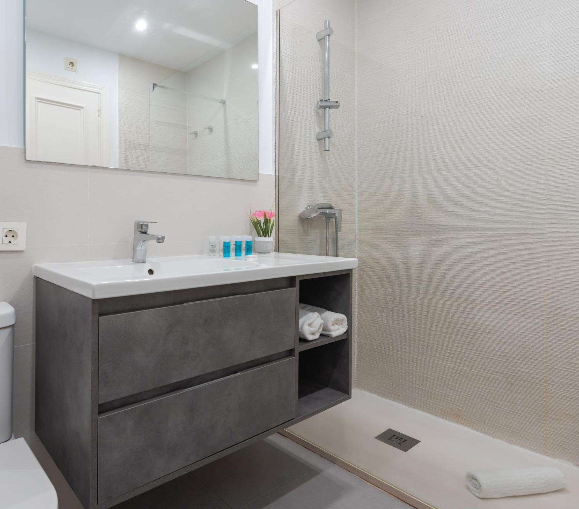 Wintowinrentals Townhouse, Pool & Beach Vakantiehuis Marbella