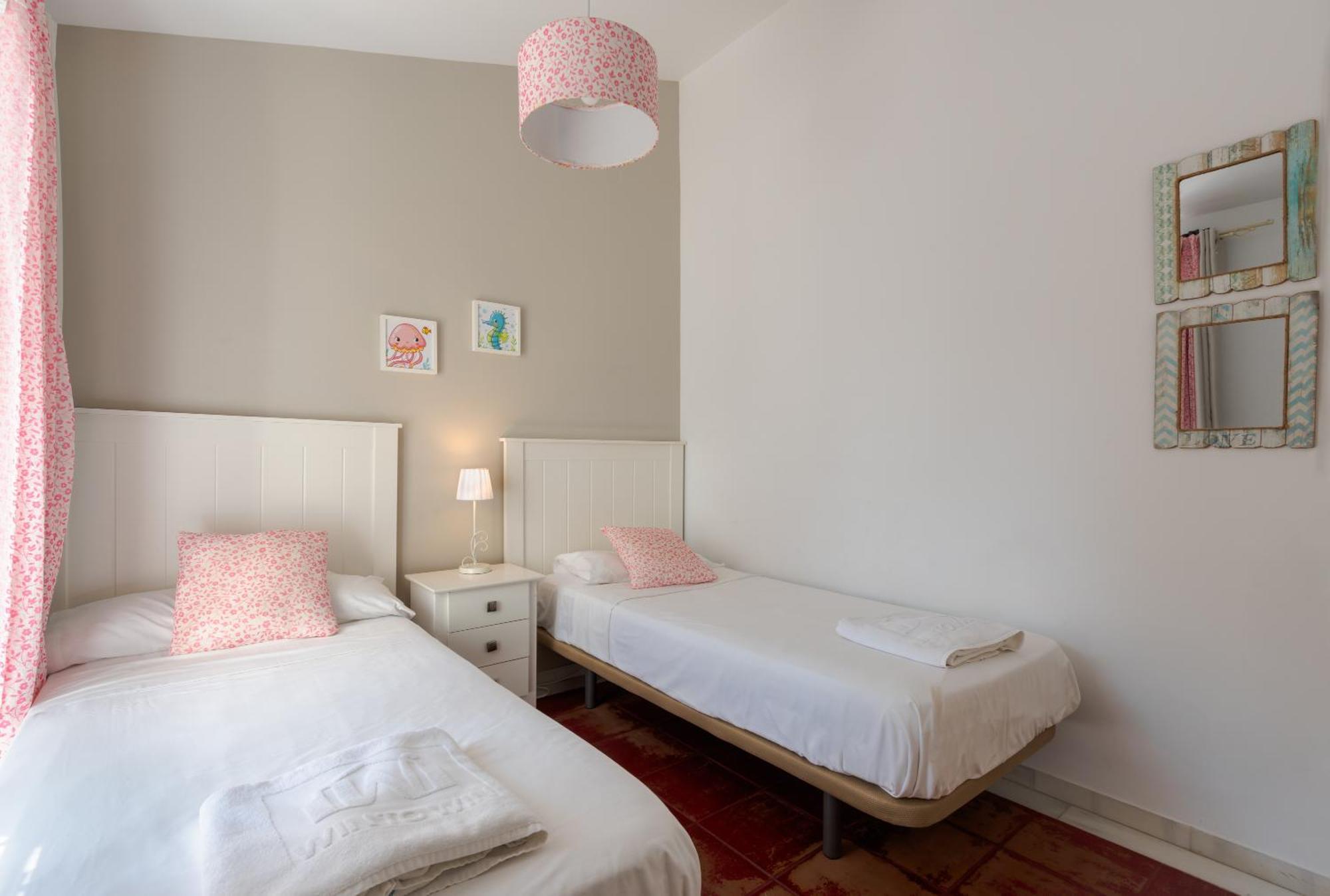 Vakantiehuis Wintowinrentals Townhouse, Pool & Beach Marbella